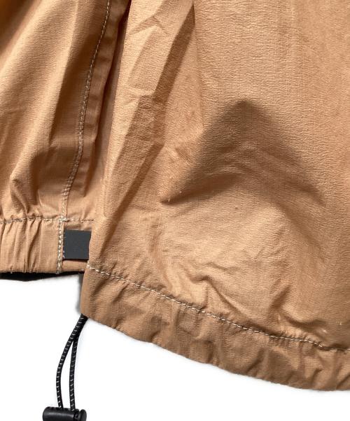 and wander（アンドワンダー）and wander (アンドワンダー) 3L UL rain jacket（トレッキングウェア/レインウェア) オレンジ サイズ:Lの古着・服飾アイテム