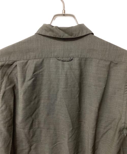 山と道（ヤマトミチ）山と道 (ヤマトミチ) Merino Shirt（トレッキングウェア) グレー サイズ:Sの古着・服飾アイテム