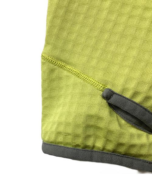 Patagonia（パタゴニア）Patagonia (パタゴニア) R1 プルオーバー フーディ メンズ（トレッキングウェア) イエロー×グレー サイズ:Mの古着・服飾アイテム