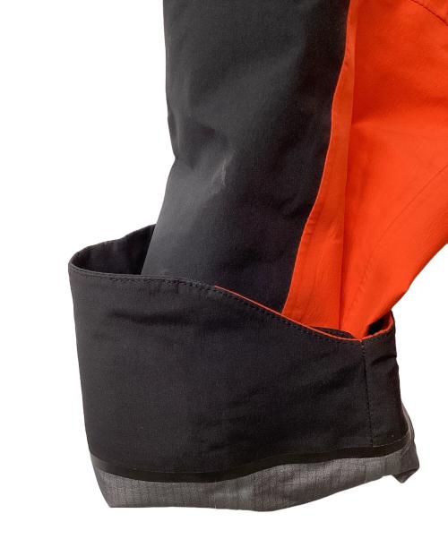 THE NORTH FACE（ザ ノース フェイス）THE NORTH FACE (ザ ノース フェイス) GTXプロジャケット（トレッキングウェア/レインウェア) ブラック×オレンジ サイズ:Sの古着・服飾アイテム