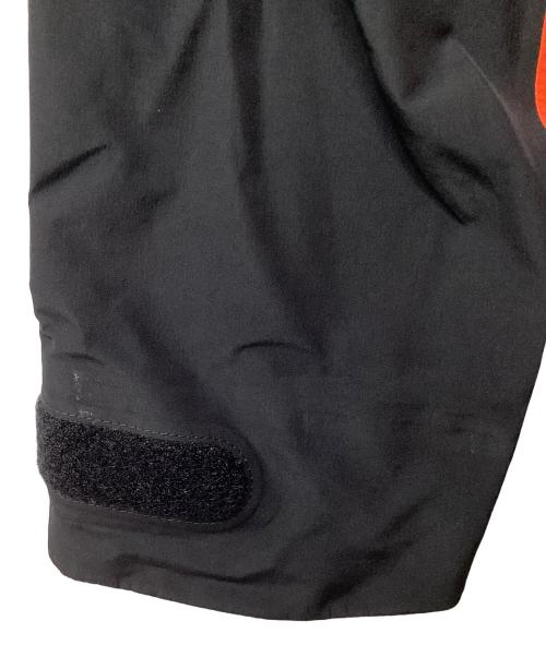 THE NORTH FACE（ザ ノース フェイス）THE NORTH FACE (ザ ノース フェイス) GTXプロジャケット（トレッキングウェア/レインウェア) ブラック×オレンジ サイズ:Sの古着・服飾アイテム