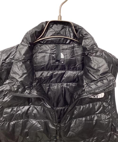 THE NORTH FACE（ザ ノース フェイス）THE NORTH FACE (ザ ノース フェイス) ライトヒートベスト（トレッキングウェア) ブラック サイズ:Mの古着・服飾アイテム