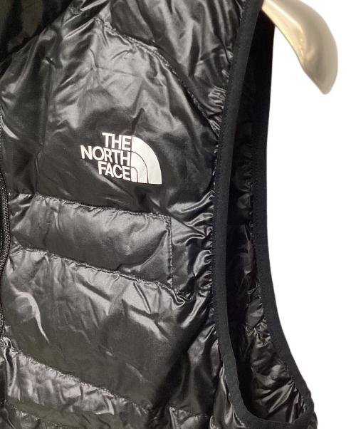 THE NORTH FACE（ザ ノース フェイス）THE NORTH FACE (ザ ノース フェイス) ライトヒートベスト（トレッキングウェア) ブラック サイズ:Mの古着・服飾アイテム