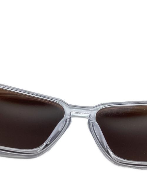 OAKLEY（オークリー）OAKLEY (オークリー) EXCHANGE SUN クリアの古着・服飾アイテム