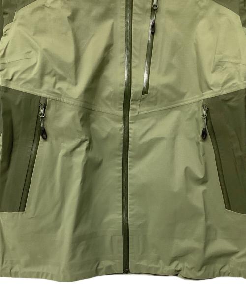 MAMMUT（マムート）MAMMUT (マムート) アルト ガイド ハードシェル フーデッド ジャケット（トレッキングウェア/レインウェア) オリーブ サイズ:Mの古着・服飾アイテム