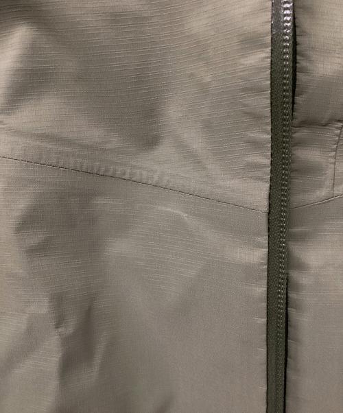 MAMMUT（マムート）MAMMUT (マムート) アルト ガイド ハードシェル フーデッド ジャケット（トレッキングウェア/レインウェア) オリーブ サイズ:Mの古着・服飾アイテム