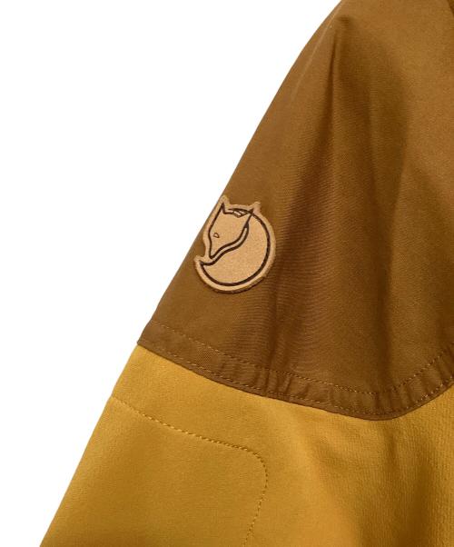 FJALLRAVEN（フェールラーベン）FJALLRAVEN (フェールラーベン) Keb Jacket カーキ サイズ:Lの古着・服飾アイテム