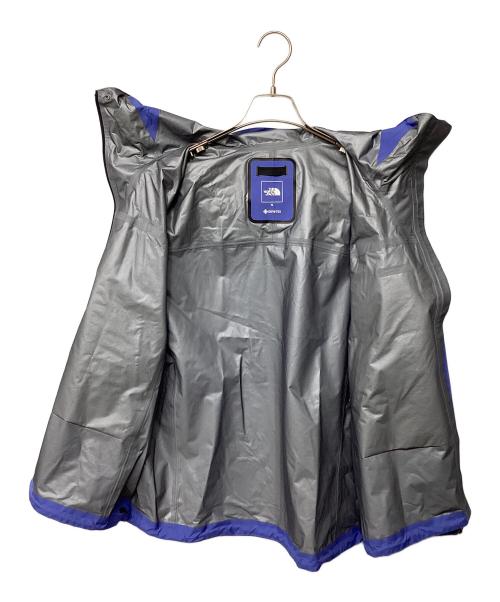 THE NORTH FACE（ザ ノース フェイス）THE NORTH FACE (ザ ノース フェイス) クライムライトジャケット（トレッキングウェア/レインウェア) ブルー×ネイビー サイズ:XL 未使用品の古着・服飾アイテム