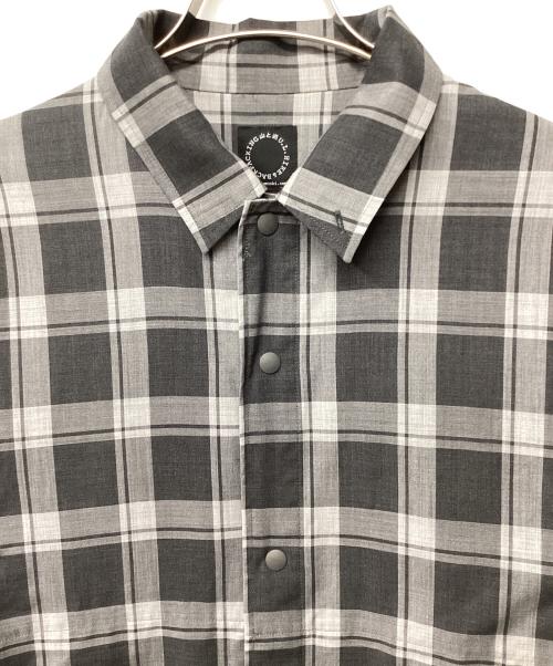 山と道（ヤマトミチ）山と道 (ヤマトミチ) β Merino Coach Shirt Jacket（トレッキングウェア) グレー サイズ:Sの古着・服飾アイテム