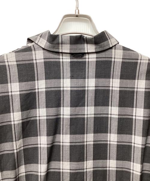 山と道（ヤマトミチ）山と道 (ヤマトミチ) β Merino Coach Shirt Jacket（トレッキングウェア) グレー サイズ:Sの古着・服飾アイテム