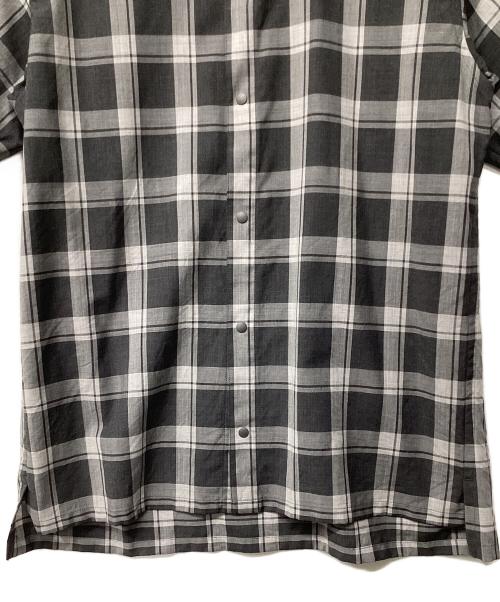 山と道（ヤマトミチ）山と道 (ヤマトミチ) Merino Short Sleeve Shirt（トレッキングウェア) グレー サイズ:Mの古着・服飾アイテム