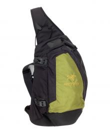 ARC'TERYX（アークテリクス）の古着「クイバー」｜グリーン×ブラック