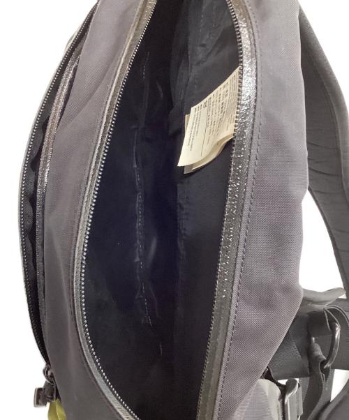 ARC'TERYX（アークテリクス）ARC'TERYX (アークテリクス) クイバー グリーン×ブラックの古着・服飾アイテム