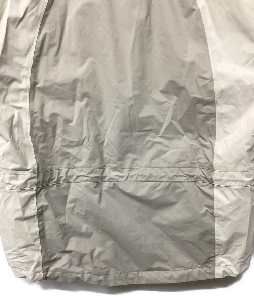 THE NORTH FACE（ザ ノース フェイス）THE NORTH FACE (ザ ノース フェイス) 2000レトロマウンテンライトジャケット（トレッキングウェア) アイボリー サイズ:S 未使用品の古着・服飾アイテム