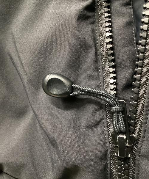 ARC'TERYX（アークテリクス）ARC'TERYX (アークテリクス) カッパフーディー（トレッキングウェア) ブラック サイズ:Mの古着・服飾アイテム