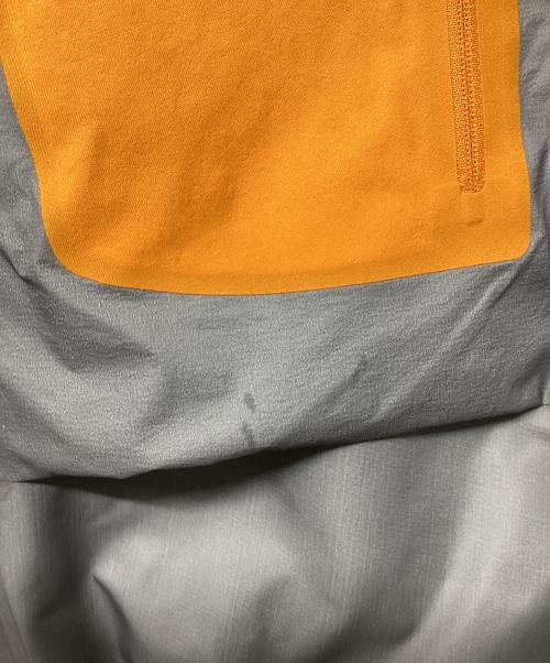 ARC'TERYX（アークテリクス）ARC'TERYX (アークテリクス) Alpha SV Jacket（トレッキングウェア/レインウェア) スカイブルー サイズ:Mの古着・服飾アイテム