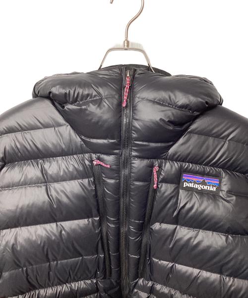 Patagonia（パタゴニア）Patagonia (パタゴニア) アルプロフト・ダウン・パーカ（トレッキングウェア) ブラック サイズ:Mの古着・服飾アイテム