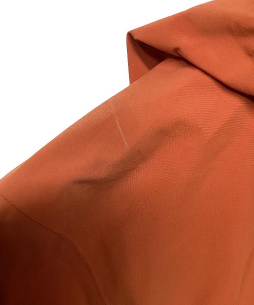 ARC'TERYX（アークテリクス）ARC'TERYX (アークテリクス) Iser Jacket（トレッキングウェア/レインウェア) オレンジ サイズ:Sの古着・服飾アイテム