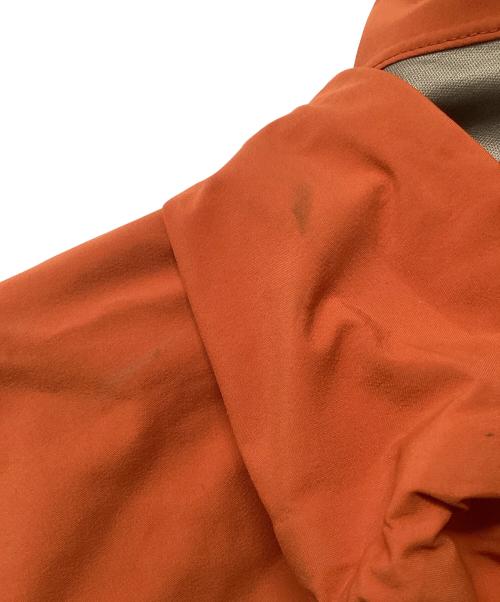 ARC'TERYX（アークテリクス）ARC'TERYX (アークテリクス) Iser Jacket（トレッキングウェア/レインウェア) オレンジ サイズ:Sの古着・服飾アイテム