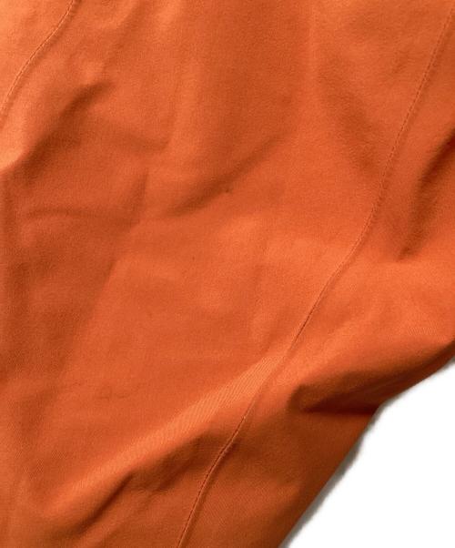 ARC'TERYX（アークテリクス）ARC'TERYX (アークテリクス) Iser Jacket（トレッキングウェア/レインウェア) オレンジ サイズ:Sの古着・服飾アイテム