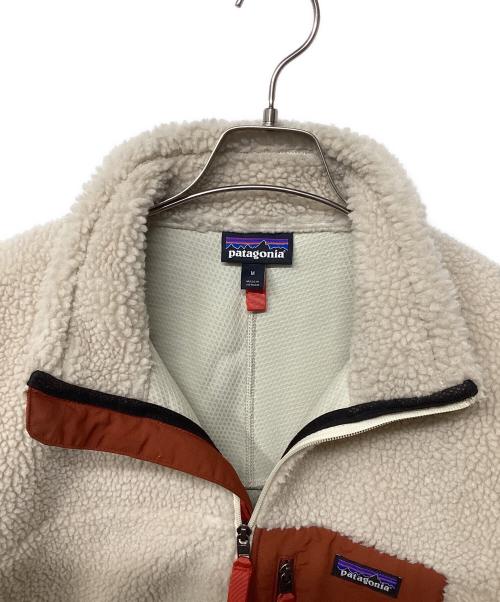 Patagonia（パタゴニア）Patagonia (パタゴニア) クラシック・レトロX・ジャケット アイボリー×オレンジ サイズ:Mの古着・服飾アイテム