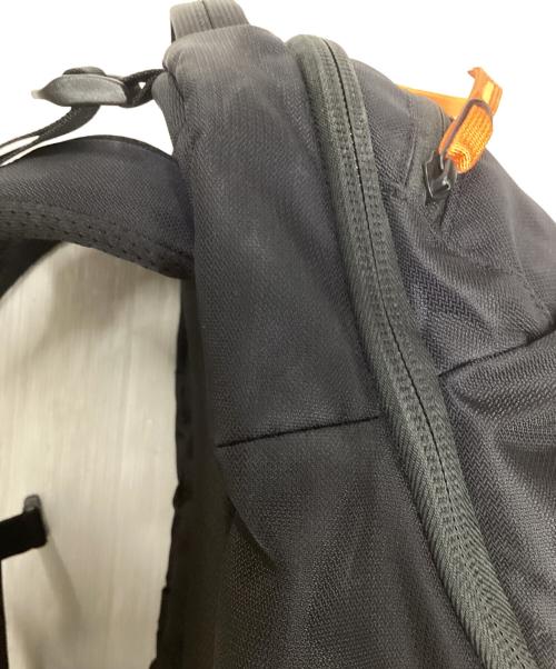 MYSTERY RANCH（ミステリーランチ）MYSTERY RANCH (ミステリーランチ) DISTRICT 24 ブラック×オレンジの古着・服飾アイテム