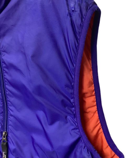 Patagonia（パタゴニア）Patagonia (パタゴニア) パフボール・プルオーバー・ベスト ネイビー×オレンジ サイズ:Mの古着・服飾アイテム