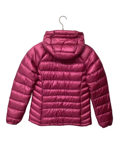L.L.Bean（エルエルビーン）L.L.Bean (エルエルビーン) ウルトラライト 850 ダウン・ジャケット フード（トレッキングウェア) ショッキングピンク サイズ:XSの古着・服飾アイテム