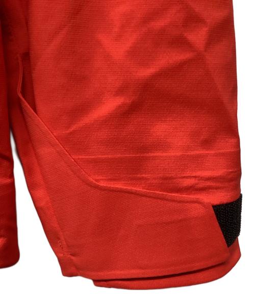 THE NORTH FACE（ザ ノース フェイス）THE NORTH FACE (ザ ノース フェイス) フューチャーライト L5 ジャケット（トレッキングウェア) レッド×ブラック サイズ:Sの古着・服飾アイテム