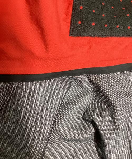 THE NORTH FACE（ザ ノース フェイス）THE NORTH FACE (ザ ノース フェイス) フューチャーライト L5 ジャケット（トレッキングウェア) レッド×ブラック サイズ:Sの古着・服飾アイテム