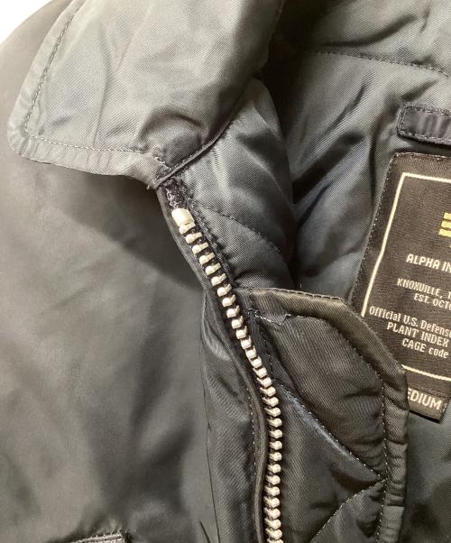 ALPHA INDUSTRIES INC.（アルファインダストリーズ）ALPHA INDUSTRIES INC. (アルファインダストリーズ) CWU-45/P フライトジャケット ネイビー サイズ:Mの古着・服飾アイテム