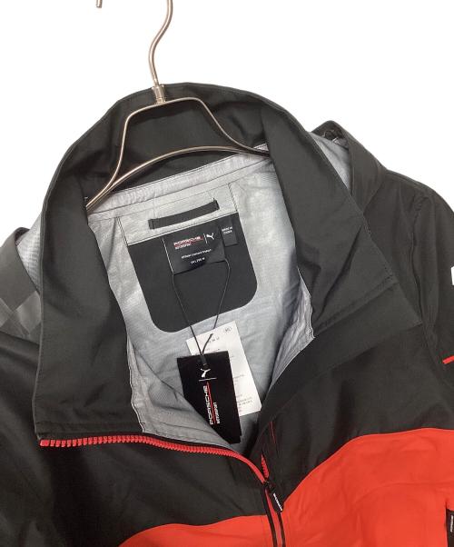 PUMA（プーマ）PUMA (プーマ) ポルシェモータースポーツ Team Rain Jacket（トレッキングウェア/レインウェア) レッド×ブラック サイズ:Mの古着・服飾アイテム