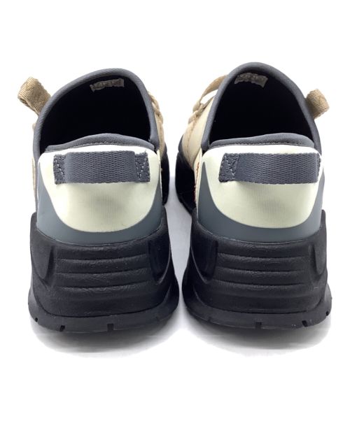 WILD THINGS（ワイルドシングス）WILD THINGS (ワイルドシングス) ストラップ付きモックシューズ ベージュ サイズ:26cmの古着・服飾アイテム