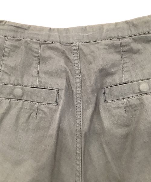 THE NORTHFACE PURPLELABEL（ザ・ノースフェイス パープルレーベル）THE NORTHFACE PURPLELABEL (ザ・ノースフェイス パープルレーベル) リップストップワイドクロップドフィールドパンツ グレー サイズ:WMの古着・服飾アイテム