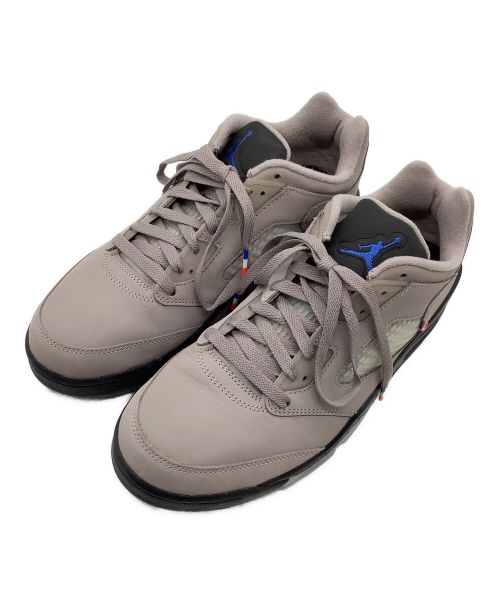 NIKE（ナイキ）NIKE (ナイキ) ローカットスニーカー グレージュ サイズ:28㎝の古着・服飾アイテム