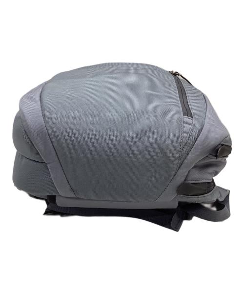 ARC'TERYX（アークテリクス）ARC'TERYX (アークテリクス) ブレード24 グレーの古着・服飾アイテム