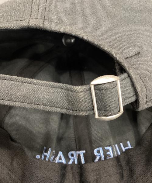 HIKER TRASH（ハイカー トラッシュ）HIKER TRASH (ハイカー トラッシュ) TEAM HIKER TRASH CAP ネイビー サイズ:Freeの古着・服飾アイテム