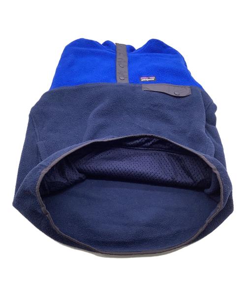 Patagonia（パタゴニア）Patagonia (パタゴニア) シンチラスナップティーフーディー ブルー×ネイビー サイズ:SIZE XSの古着・服飾アイテム