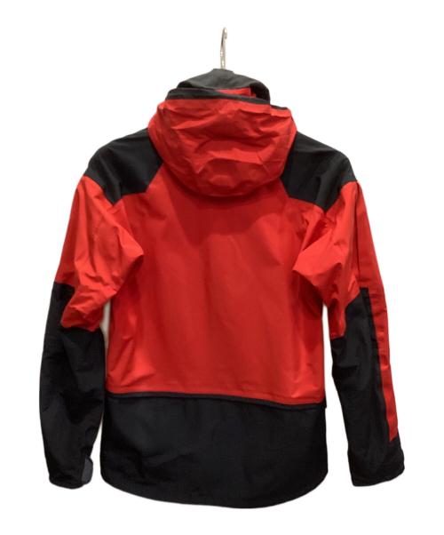 MONTURA（モンチュラ）MONTURA (モンチュラ) トレッキングウェア(ジャケット) レッド×ブラック サイズ:SIZE Sの古着・服飾アイテム