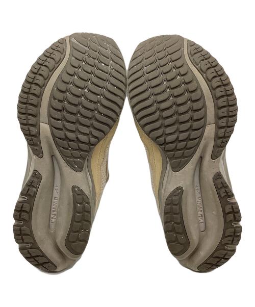 MIZUNO（ミズノ）MIZUNO (ミズノ) BEAMS (ビームス) Wave Rider β ベージュ サイズ:SIZE 24cmの古着・服飾アイテム