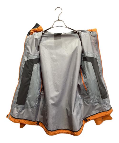 Peak Performance（ピーク・パフォーマンス）Peak Performance (ピーク・パフォーマンス) R&Dシェルジャケット オレンジ サイズ:SIZE Mの古着・服飾アイテム