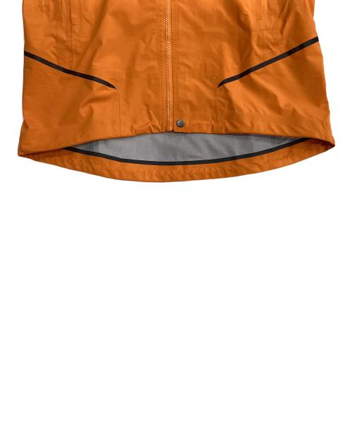 Peak Performance（ピーク・パフォーマンス）Peak Performance (ピーク・パフォーマンス) R&Dシェルジャケット オレンジ サイズ:SIZE Mの古着・服飾アイテム