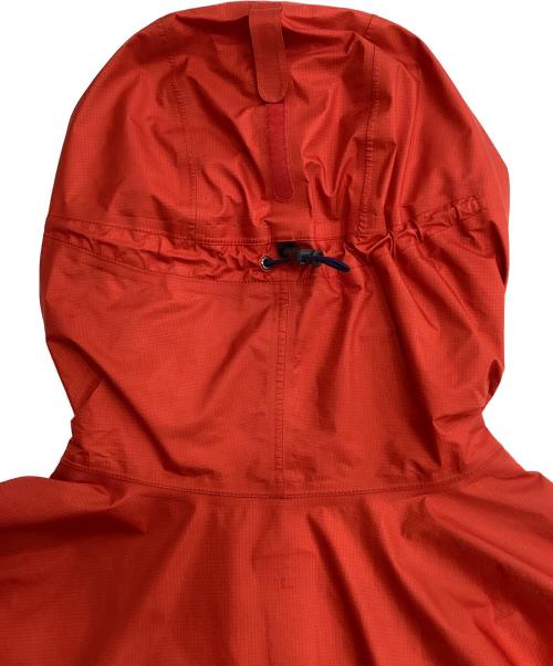 mont-bell（モンベル）mont-bell (モンベル) ストームクルーザー レッド×ネイビー サイズ:SIZE Mの古着・服飾アイテム