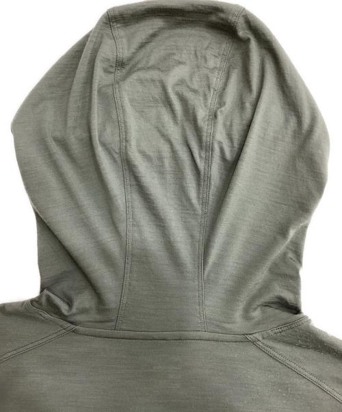 ARC'TERYX（アークテリクス）ARC'TERYX (アークテリクス) イオニアメリノウールフーディ ライトグレー サイズ:Ｍの古着・服飾アイテム