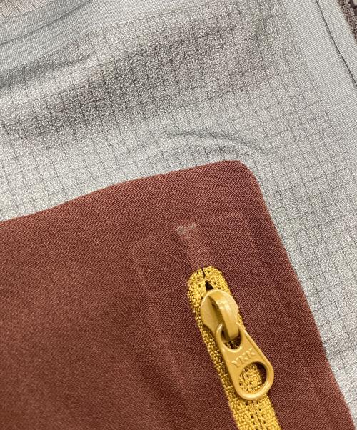 ARC'TERYX（アークテリクス）ARC'TERYX (アークテリクス) BETA LT JACKET ブラックサファイア サイズ:SIZE Sの古着・服飾アイテム
