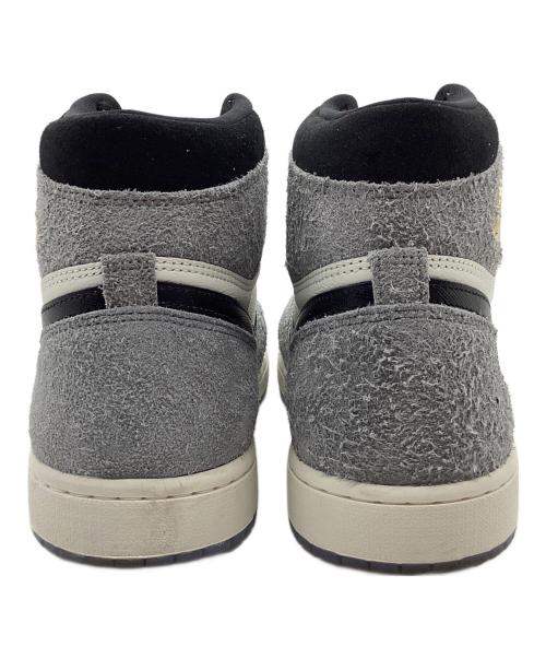 NIKE（ナイキ）NIKE (ナイキ) エア ジョーダン 1 レトロ HIGH グレー×ホワイト サイズ:SIZE 30cmの古着・服飾アイテム