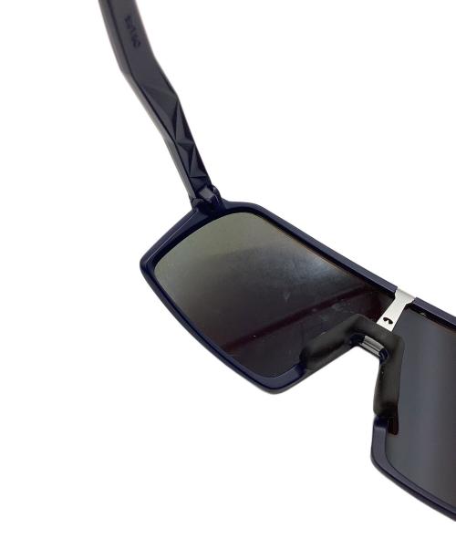 OAKLEY（オークリー）OAKLEY (オークリー) SUTRO ネイビーの古着・服飾アイテム