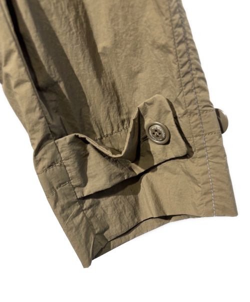 and wander（アンドワンダー）and wander (アンドワンダー) water repellent light coat オリーブ サイズ:Sの古着・服飾アイテム