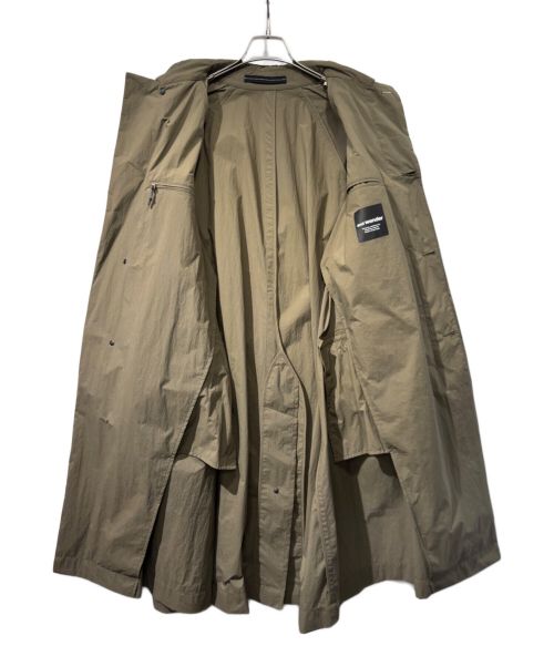 and wander（アンドワンダー）and wander (アンドワンダー) water repellent light coat オリーブ サイズ:Sの古着・服飾アイテム