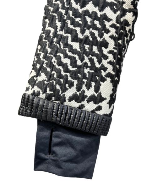 MONCLER（モンクレール）MONCLER (モンクレール) ダウンコート ブラック×ホワイト サイズ:SIZE 1の古着・服飾アイテム